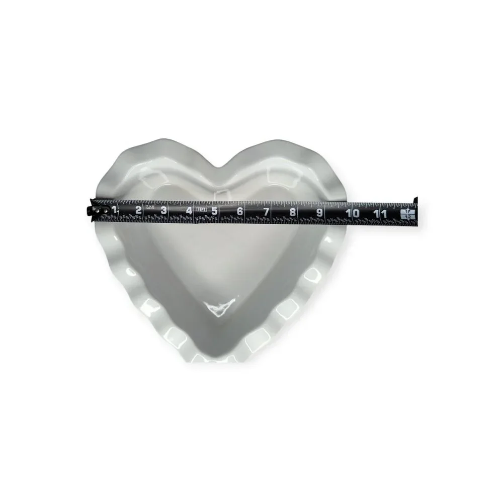 Crate & Barrel Valentines Day Red & White Heart Ruffle Dish Large 395-048 NWT